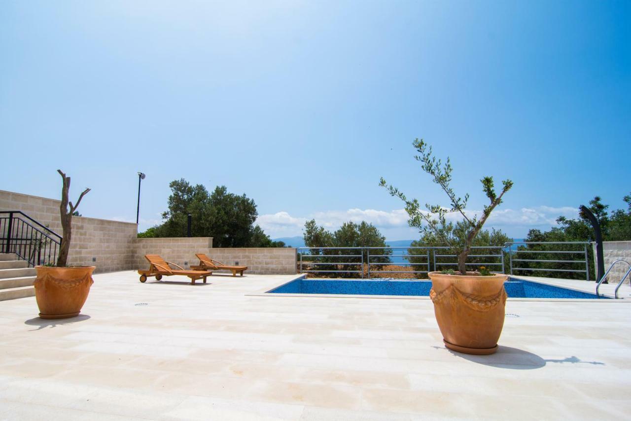 בול Villa Nikola - Pool Side Apartments מראה חיצוני תמונה